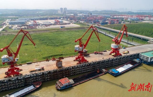 岳阳：加快推进省域副中心城市建设