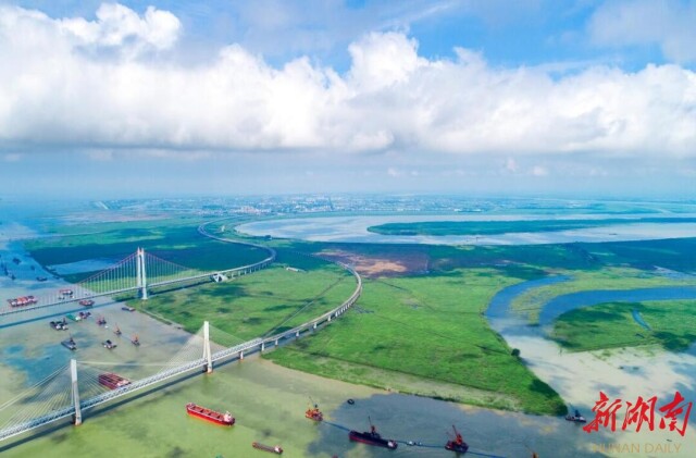 岳阳：加快推进省域副中心城市建设