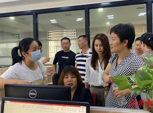 服务下沉不下降 经办提速更提质——岳阳市医疗保障局“政务公开月”活动侧记