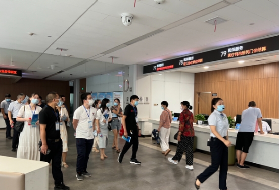 华容县举办第一期市民政务公开活动日