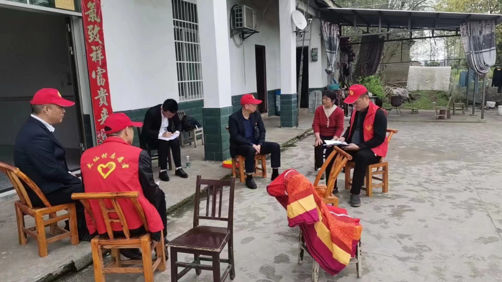 华容县商务粮食局开展“脱贫攻坚十周年政务公开主题月活动”