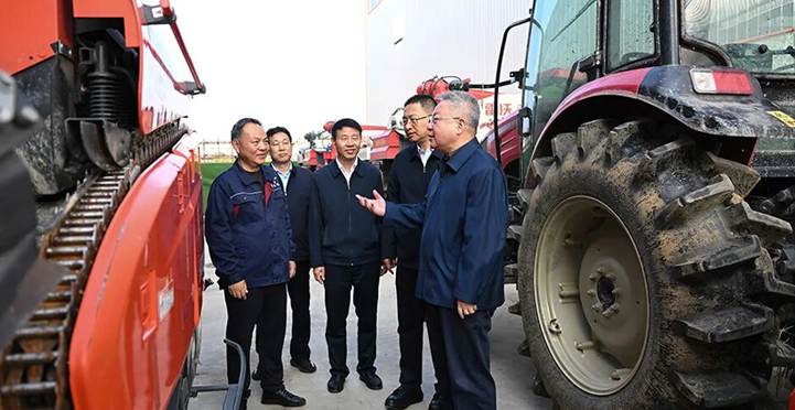 沈晓明调研岳阳市经济社会发展情况